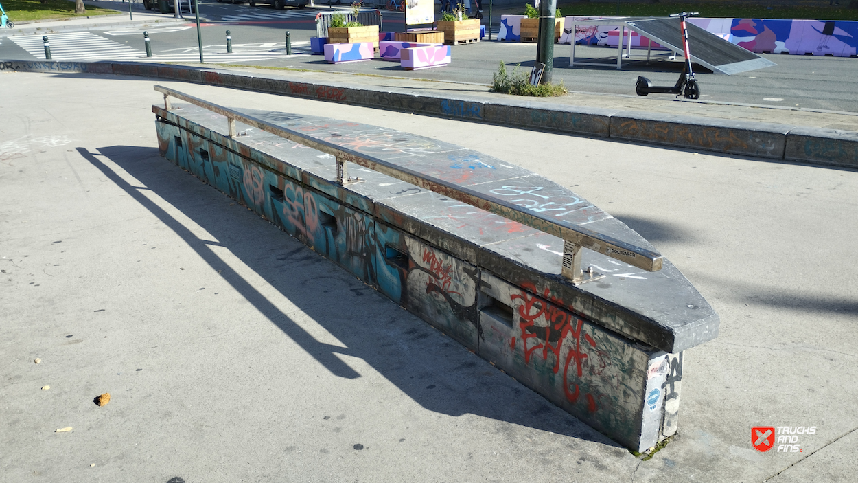 Place de la Chapelle skatepark